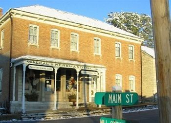 Corner George Inn Bed & Breakfast (Adults Only) Maeystown ภายนอก รูปภาพ